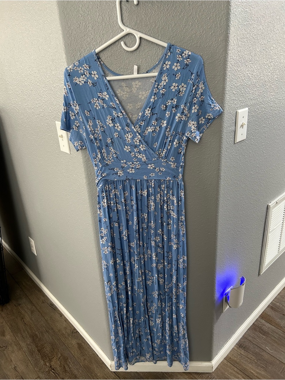 Women’s Blue Floral Wrap-Style Maxi Dress